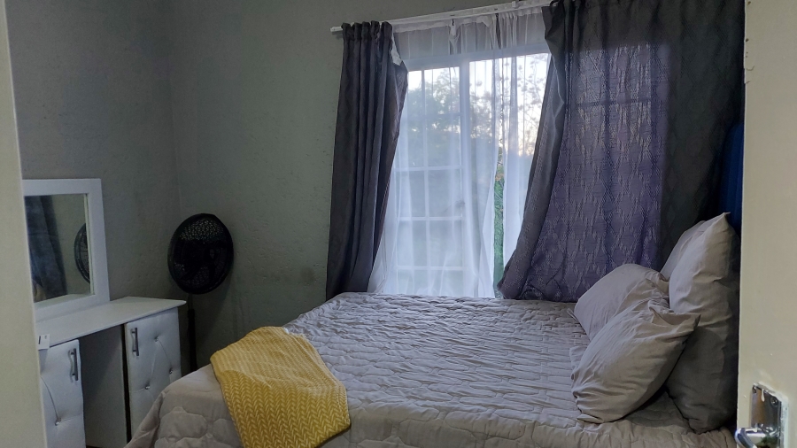 2 Bedroom Property for Sale in Waterval East North West